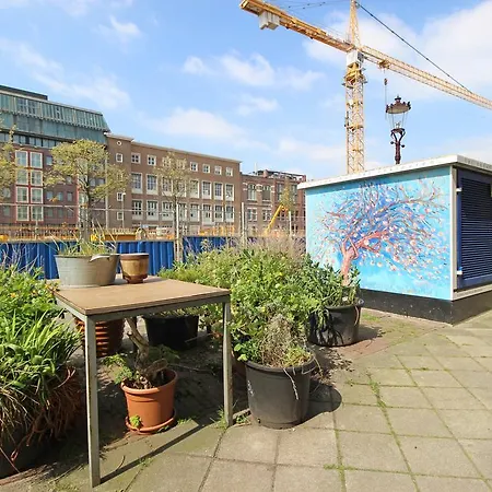 Bed & Breakfast Ground Floor Canal Amsterdam